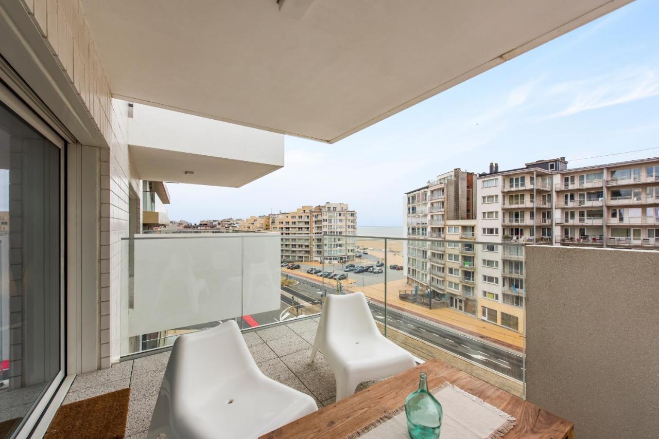 Modern Apartment With Terrace Near The Beach Oostende Eksteriør billede